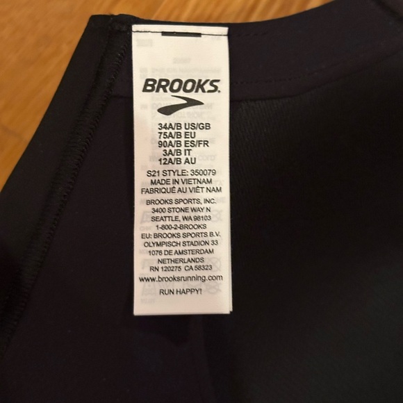 Brooks Black Sports Bra - Picture 13 of 16